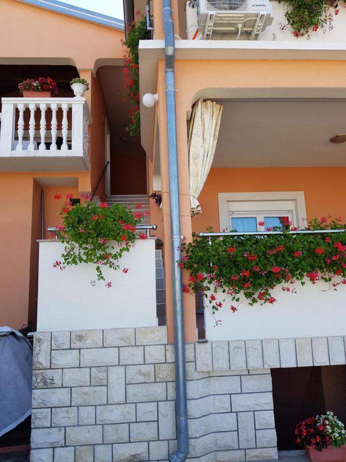 Lili Penzión pre hostí Zadar
